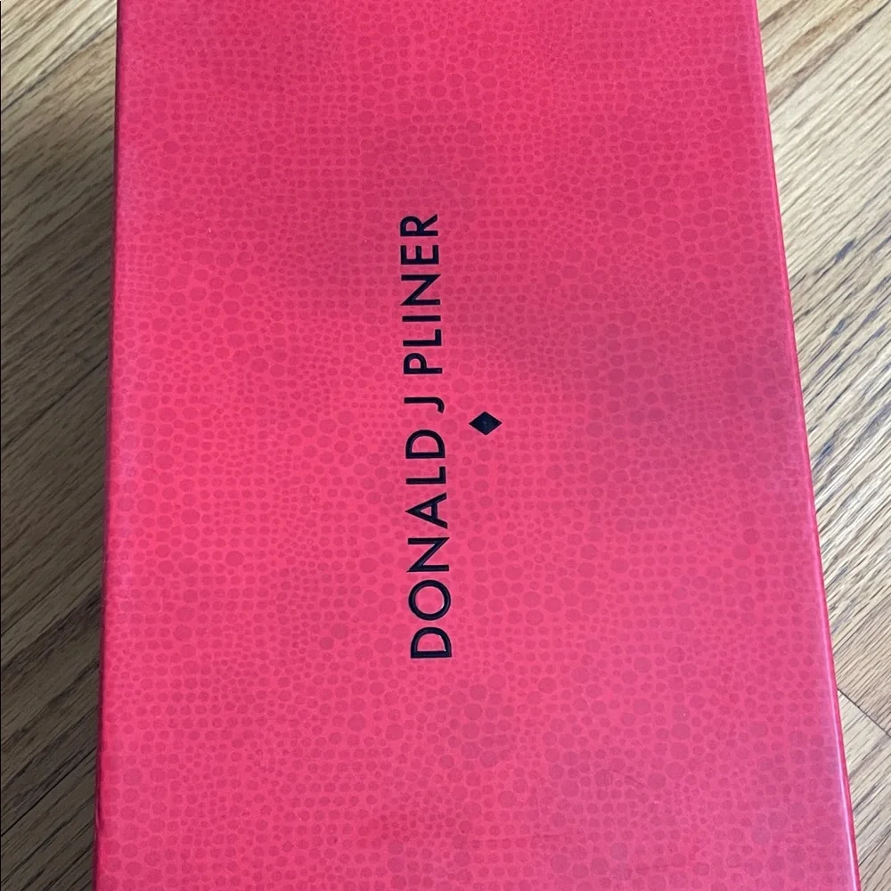 Donald J. Pliner Bootie Open Toe - Picture 4 of 6